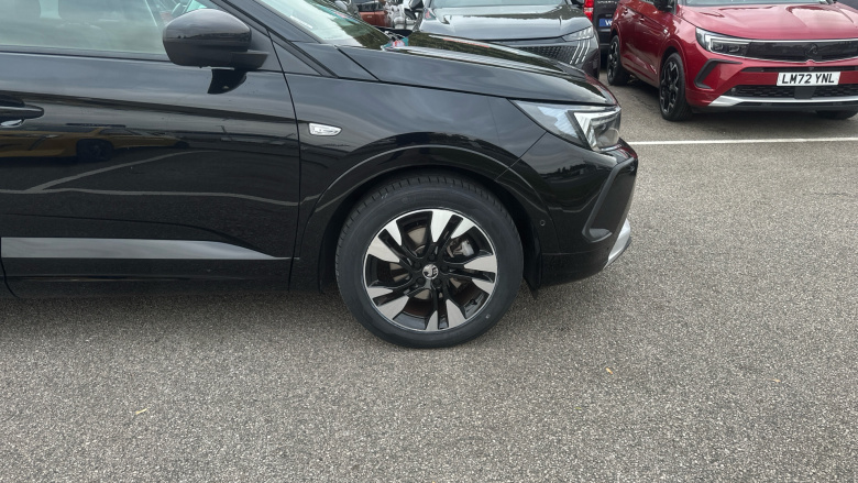 Vauxhall Grandland 1.2 Turbo Ultimate 5dr Petrol Hatchback